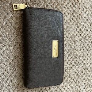 BCBG Wallet in Stone Grey
